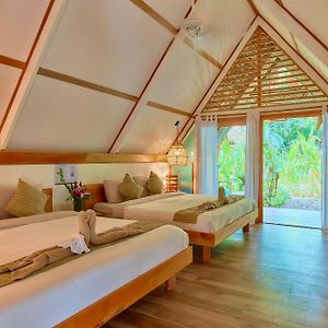 Shawandha Lodge